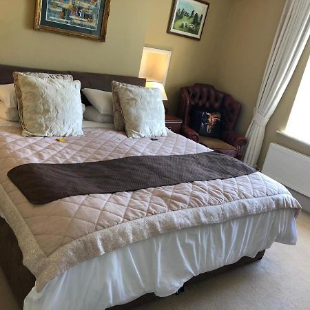アベリストウィス Llangwyryfon Country Breaks Bed & Breakfast エクステリア 写真