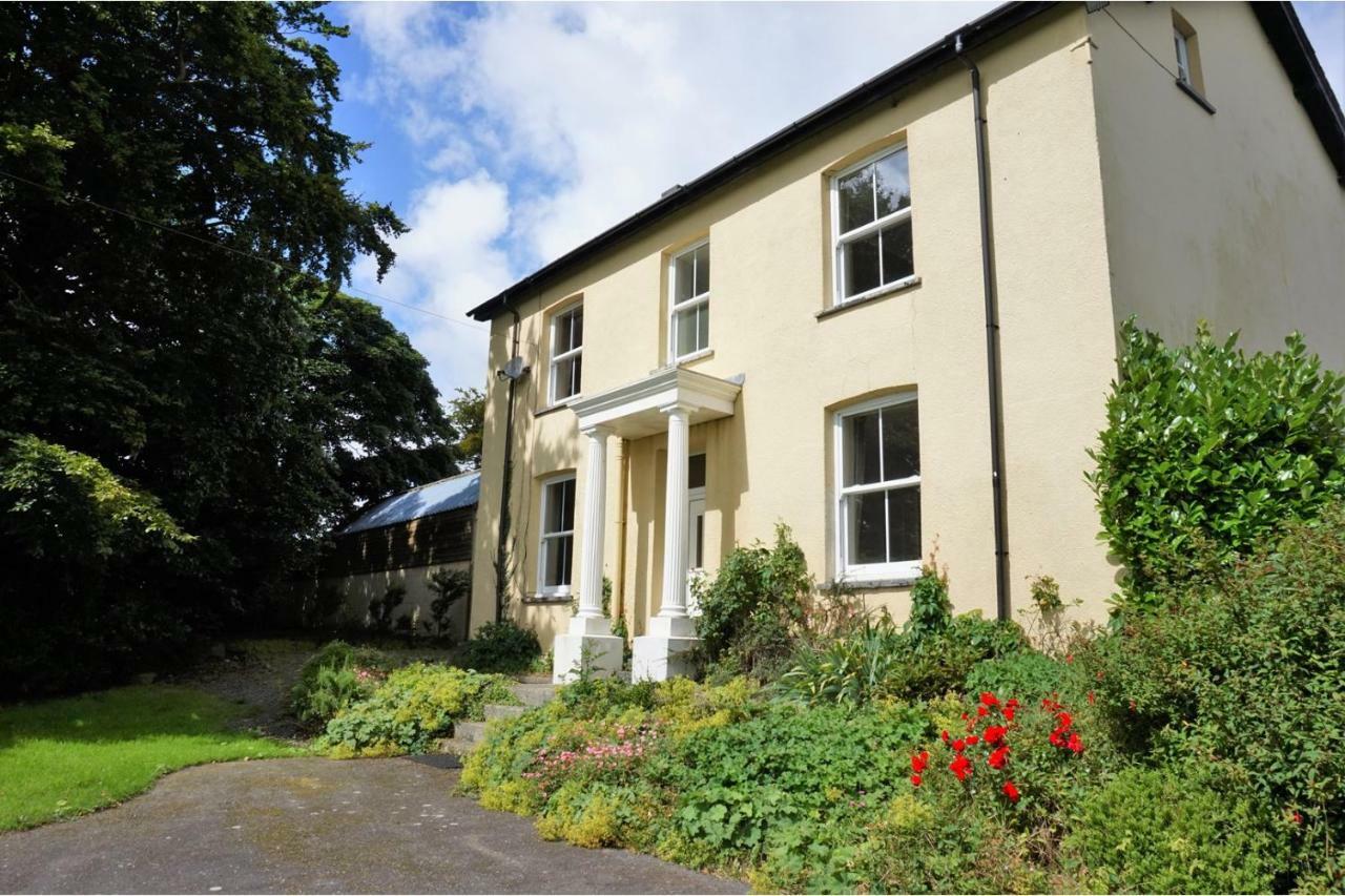 アベリストウィス Llangwyryfon Country Breaks Bed & Breakfast エクステリア 写真