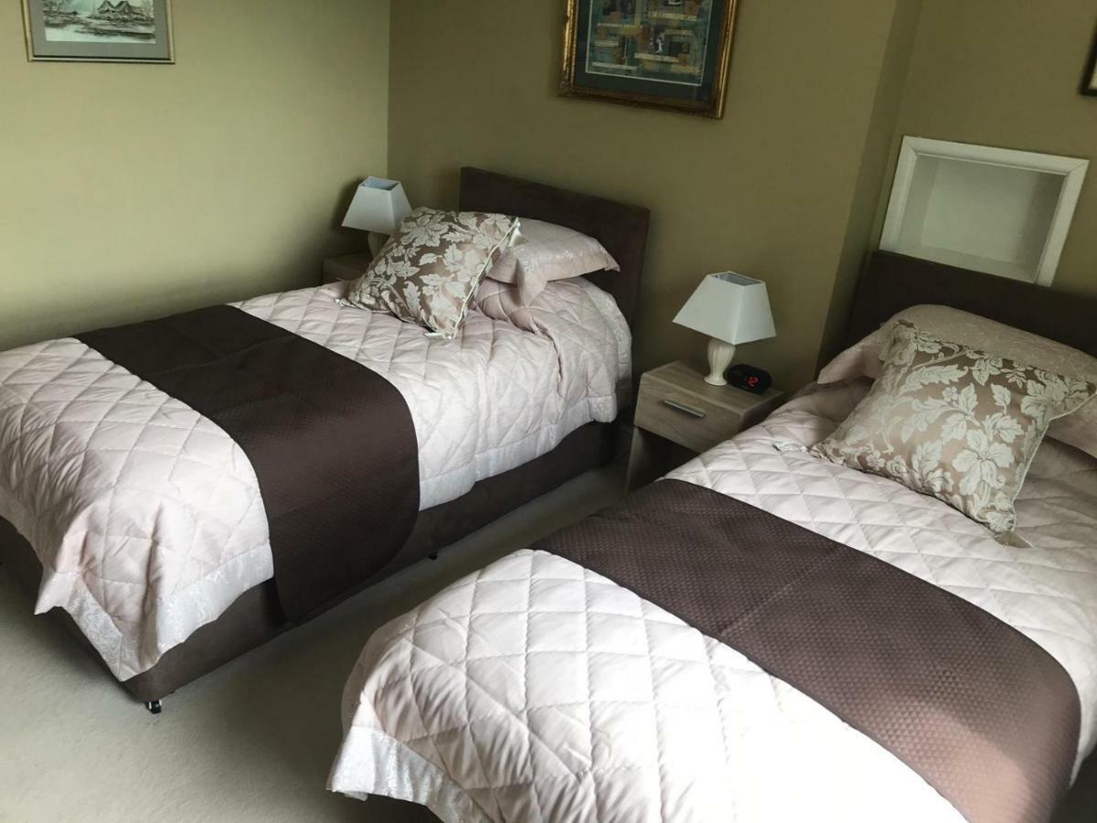 アベリストウィス Llangwyryfon Country Breaks Bed & Breakfast エクステリア 写真