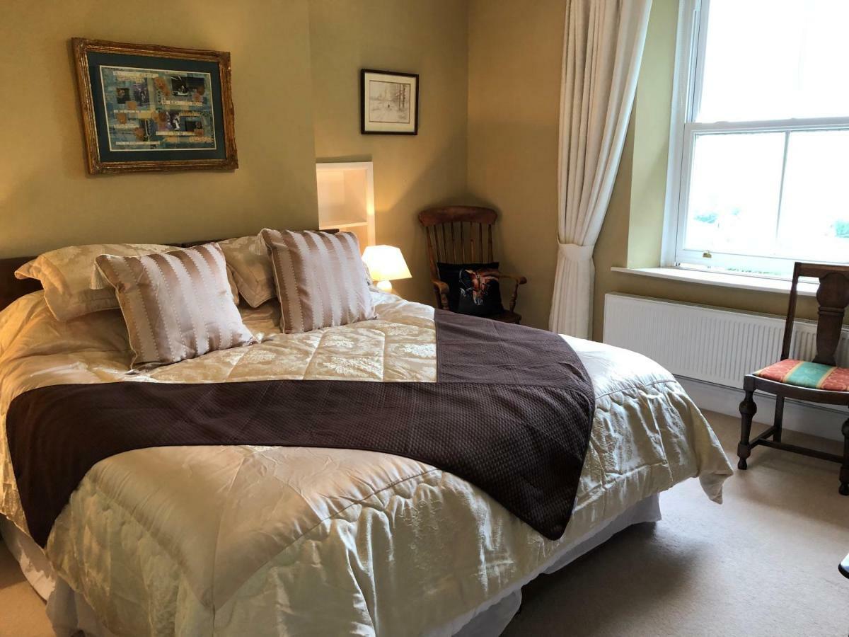 アベリストウィス Llangwyryfon Country Breaks Bed & Breakfast エクステリア 写真